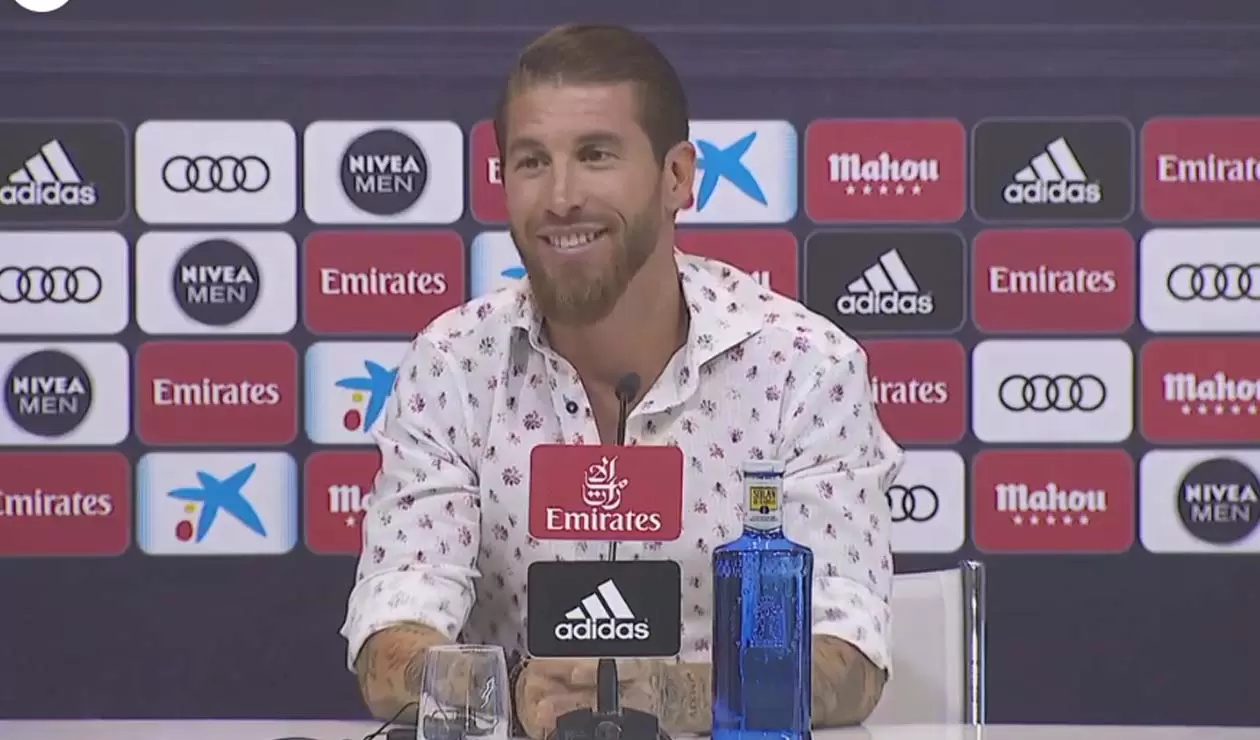 Sergio Ramos anuncia que seguirá en el Real Madrid