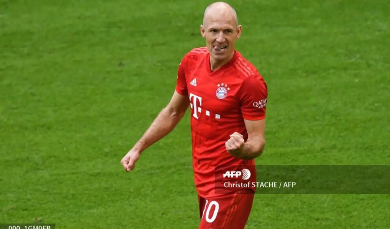 Homenaje de despedida a Robben, Ribery y Rafinha