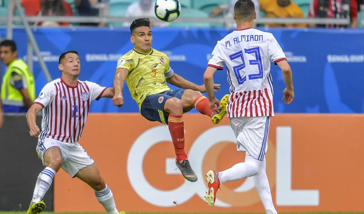 Selección Colombia versus Paraguay