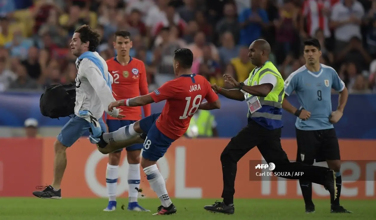 Gonzalo Jara, Chile, copa América
