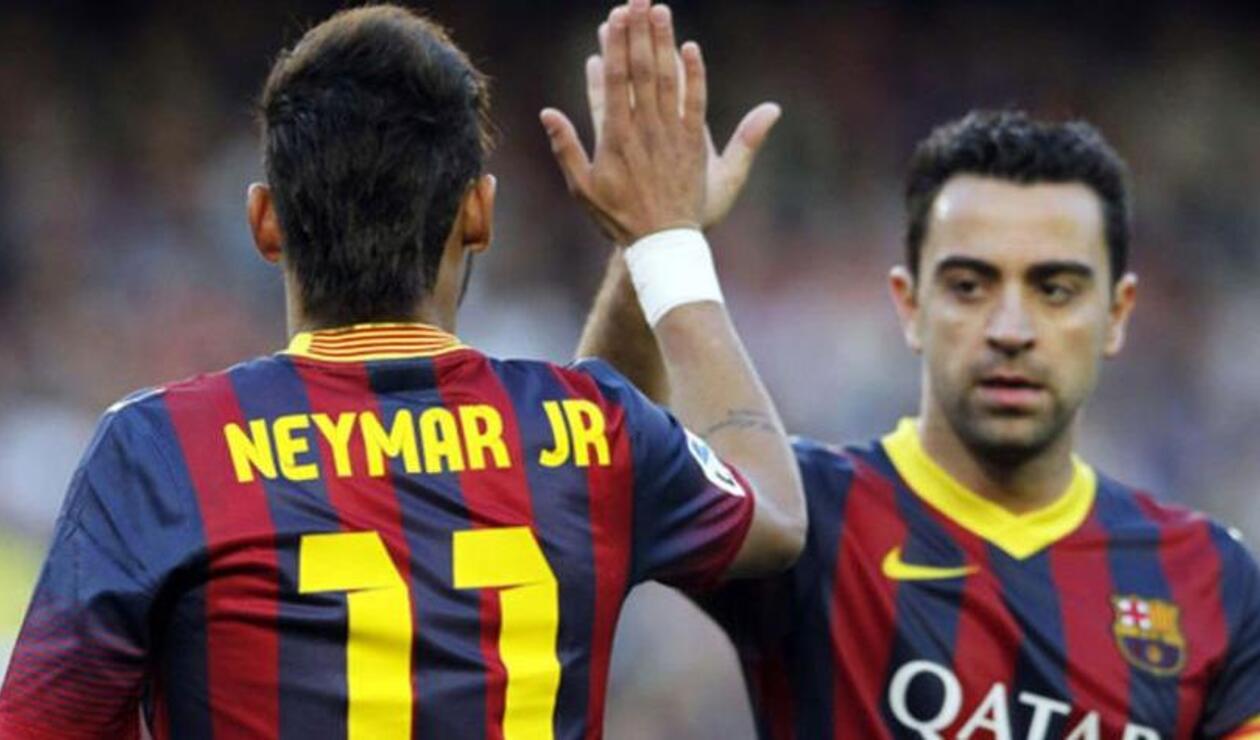 Neymar y Xavi Hernández en el Barcelona