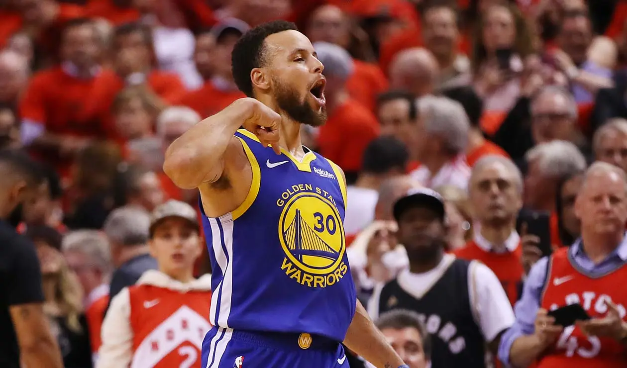 Stephen Curry - Golden State Warriors