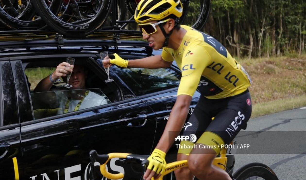 Tour de Francia - Egan Bernal, paseo por Los Campos Elíseos