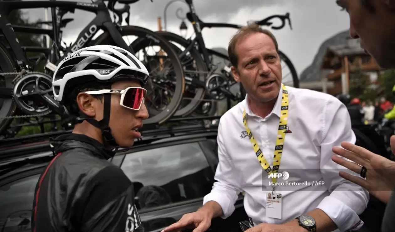 Egan Bernal y el director del Tour de Francia