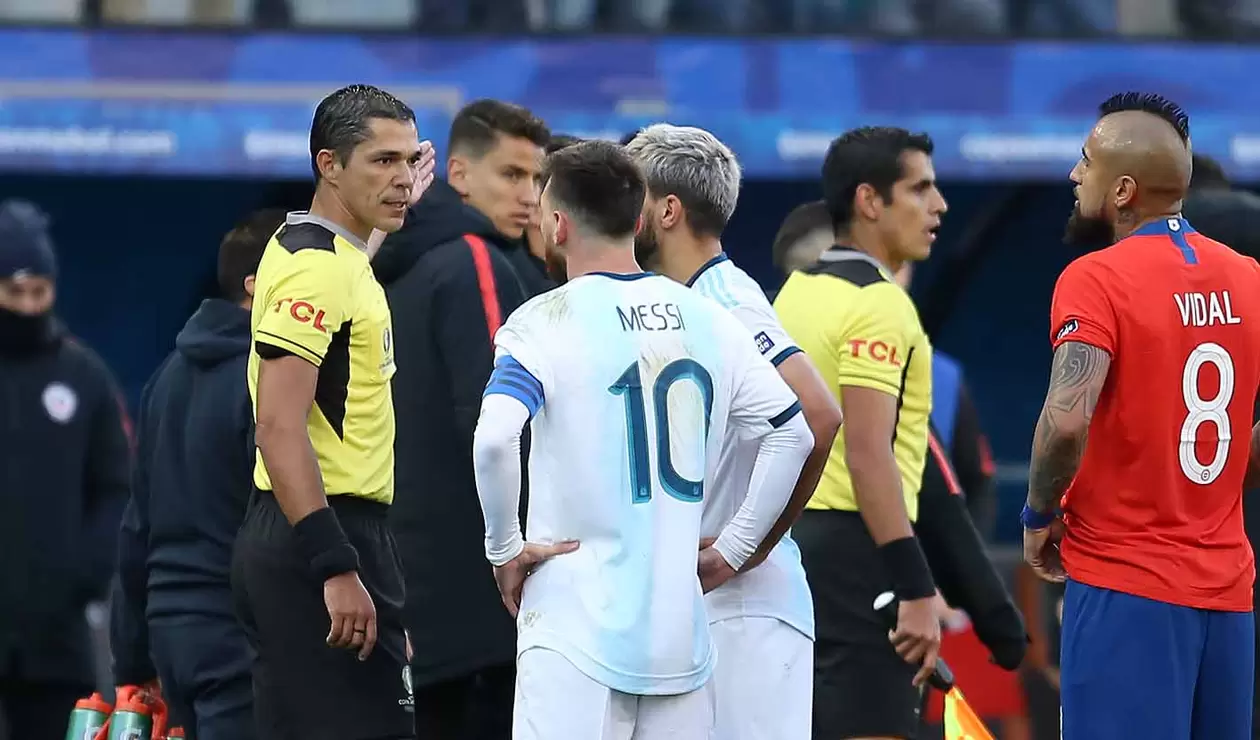 Expulsión Messi - Argentina vs Chile