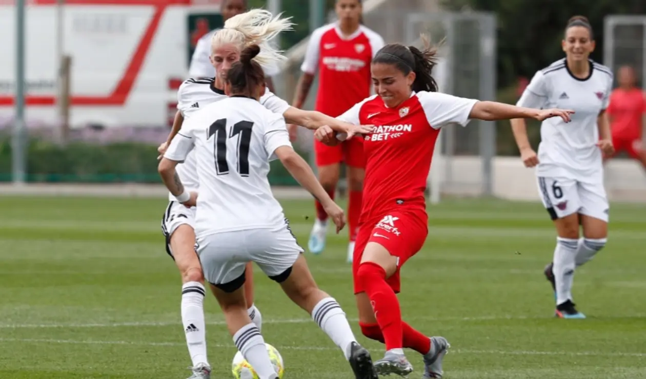 Isabella Echeverri- primer partido Sevilla