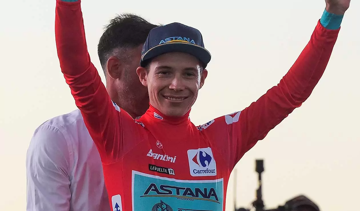 'Supermán' López, líder tras primera etapa de la Vuelta a España