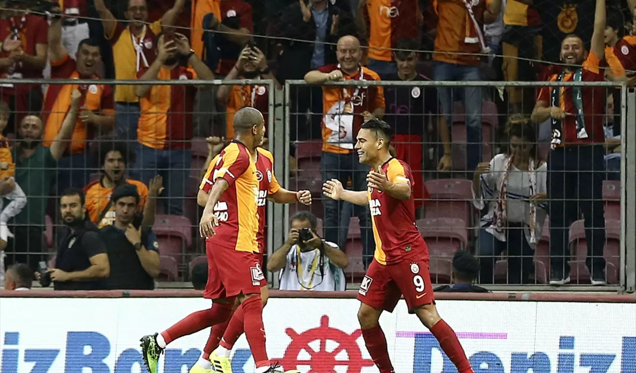 Debut de Falcao con el Galatasaray