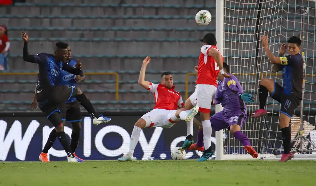 Independiente Santa Fe, Medellín, Liga Águila  