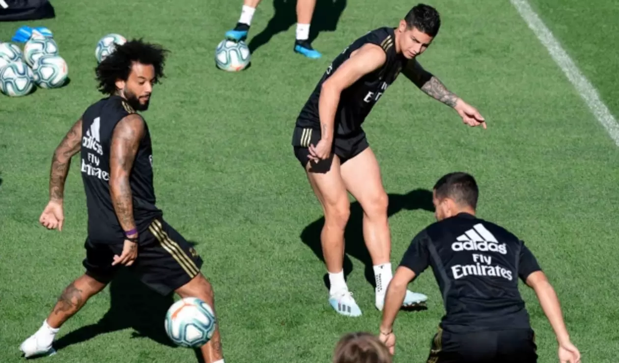 James Rodríguez en el entrenamiento del Real Madrid