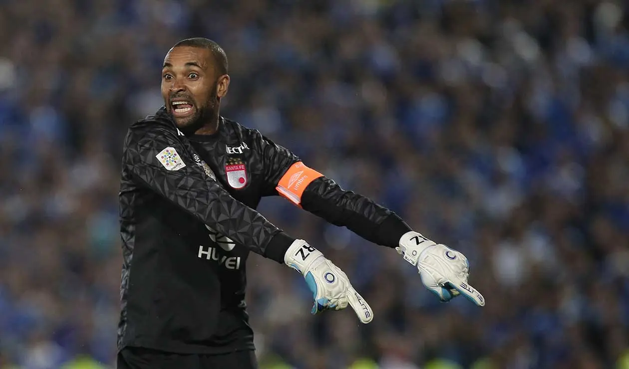 Robinson Zapata jugando para Independiente Santa Fe
