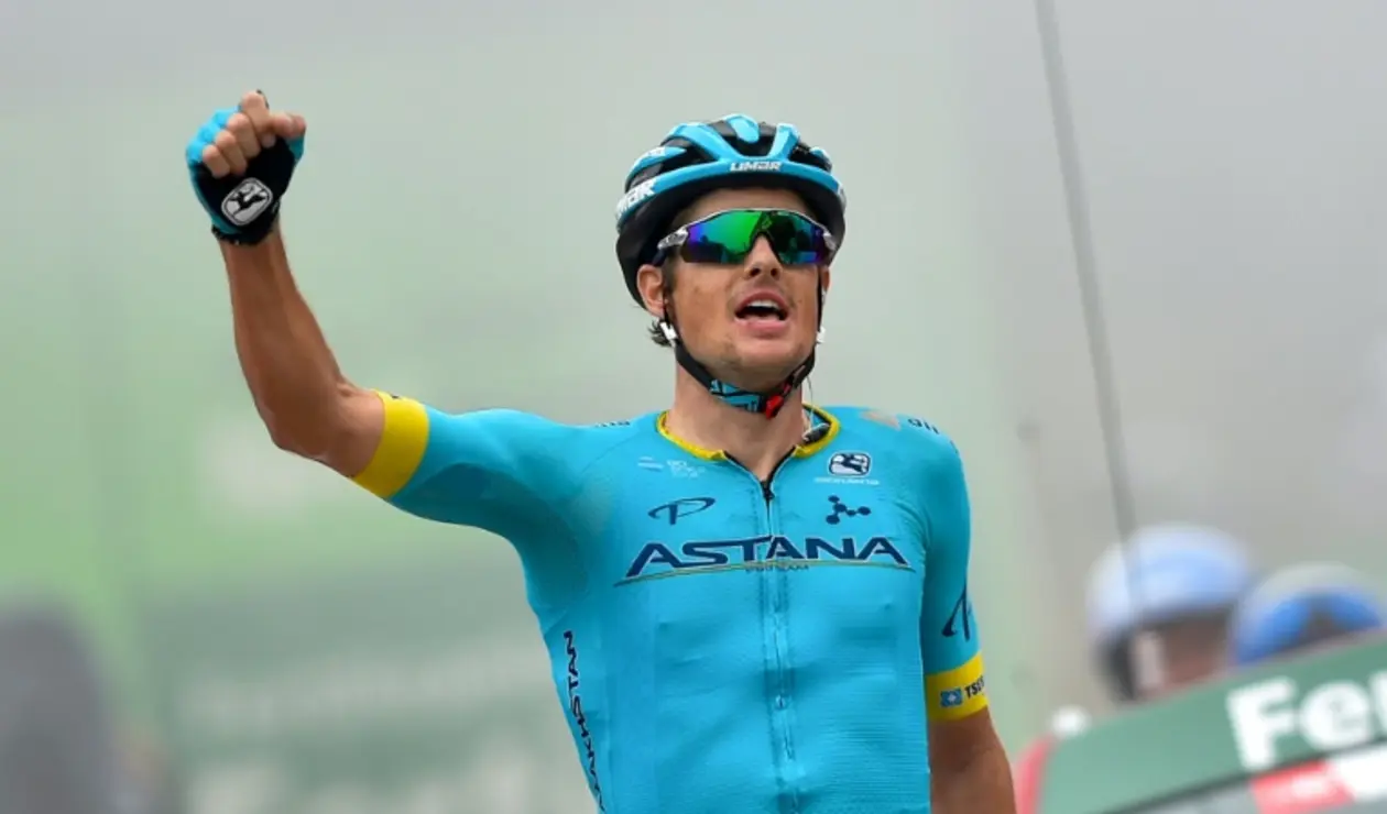 Jakob Fuglsang, líder de la Vuelta a Andalucía