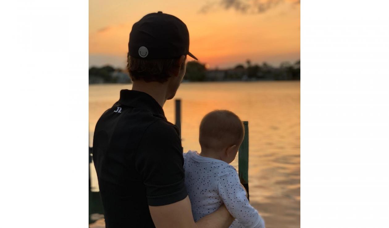 Camilo Villegas y su hija Mia