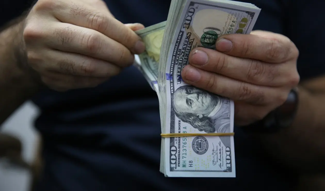 Cuarentena, Colombia, Dólar