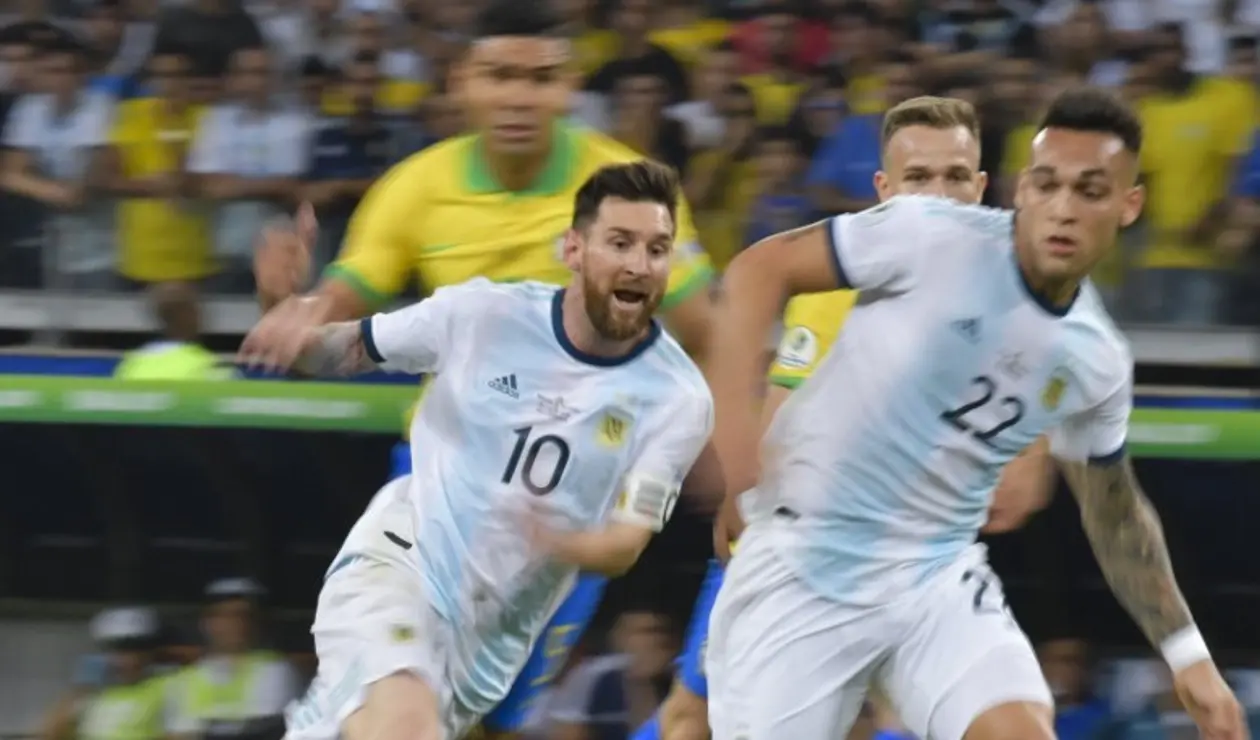 Lautaro Martínez y Lionel Messi