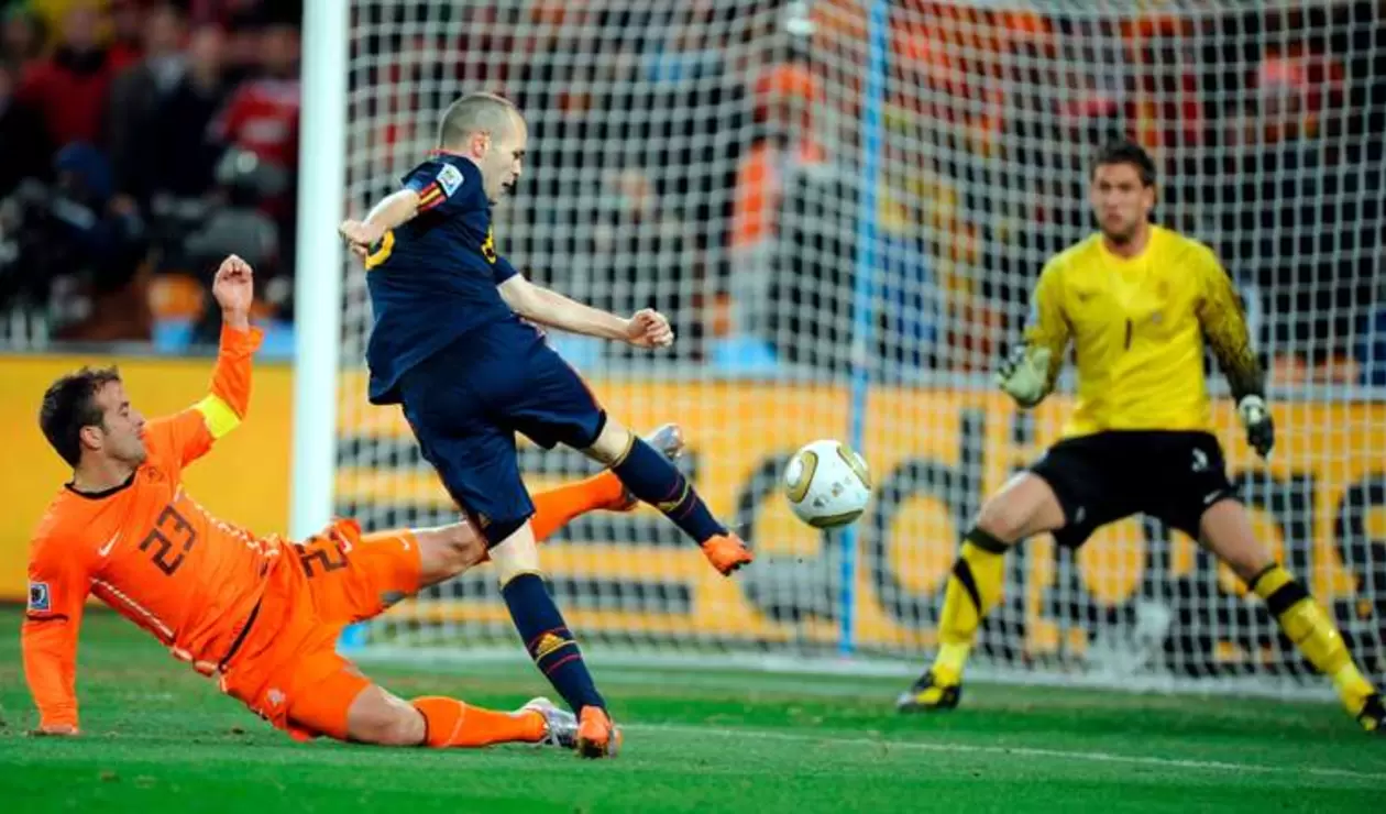 Iniesta, gol de España ante Países Bajos en la final