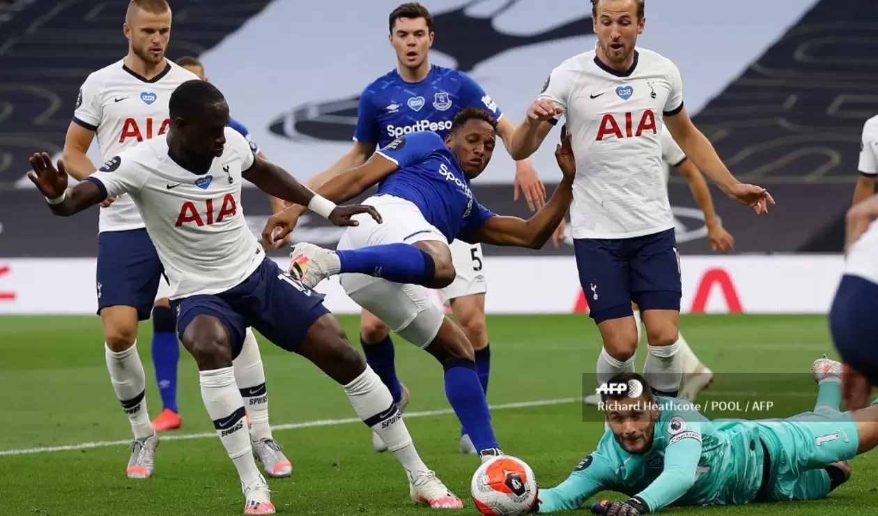 Yerry Mina - Tottenham vs Everton