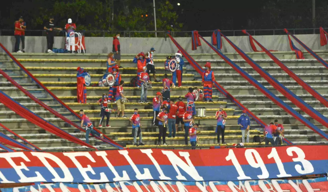 Hinchas de Independiente Medellín