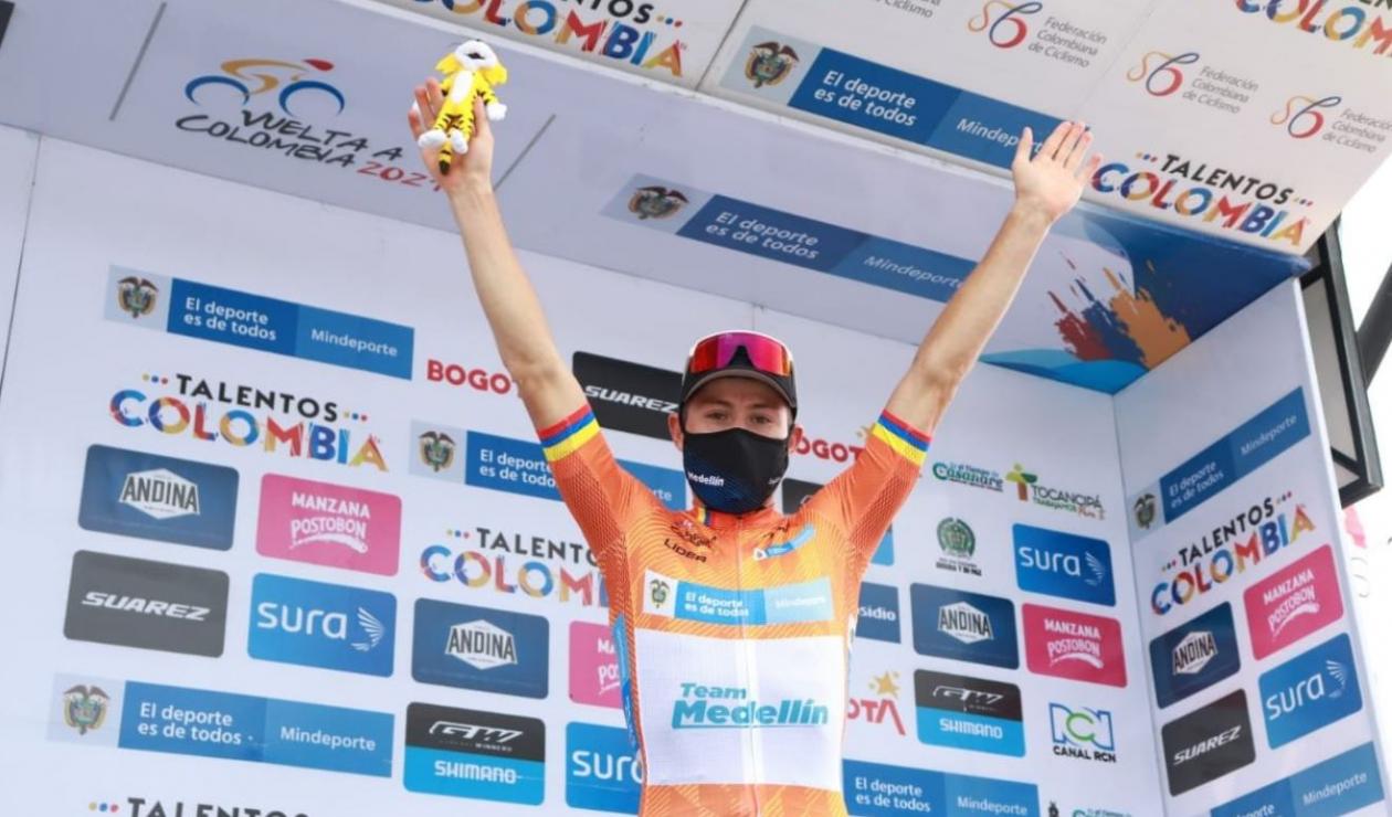 'Tito' Hernández es campeón de la Vuelta a Colombia
