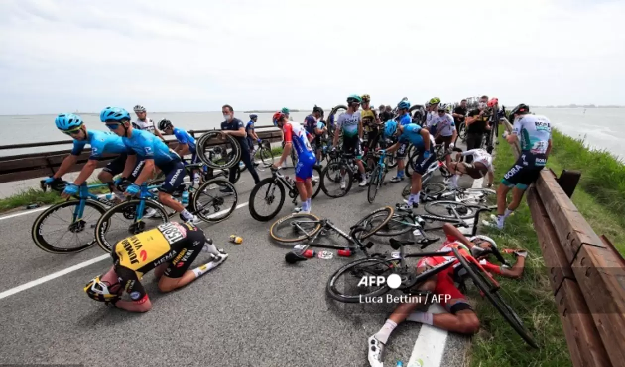Accidente en el Giro de Italia 2021
