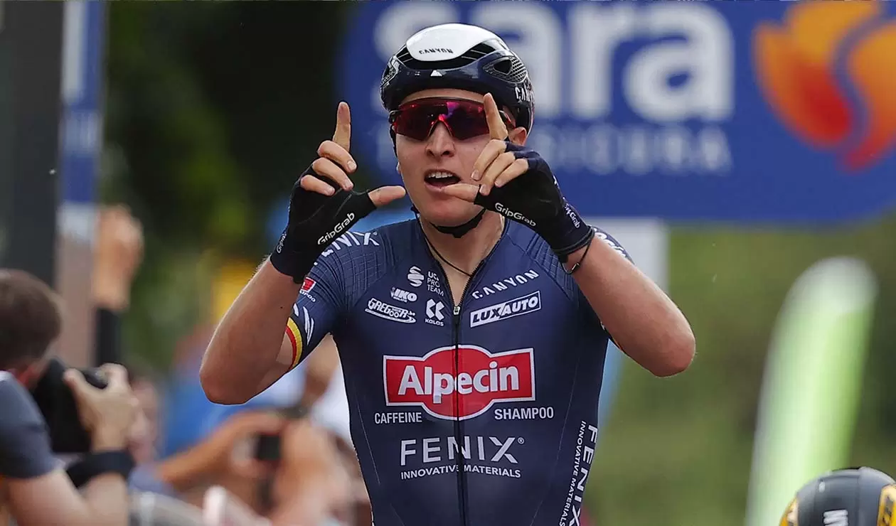 Tim Merlier, ganador etapa 2 del Giro de Italia