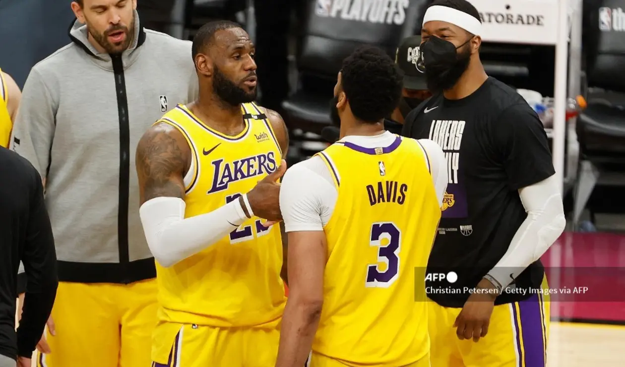 LeBron James y Anthony Davis