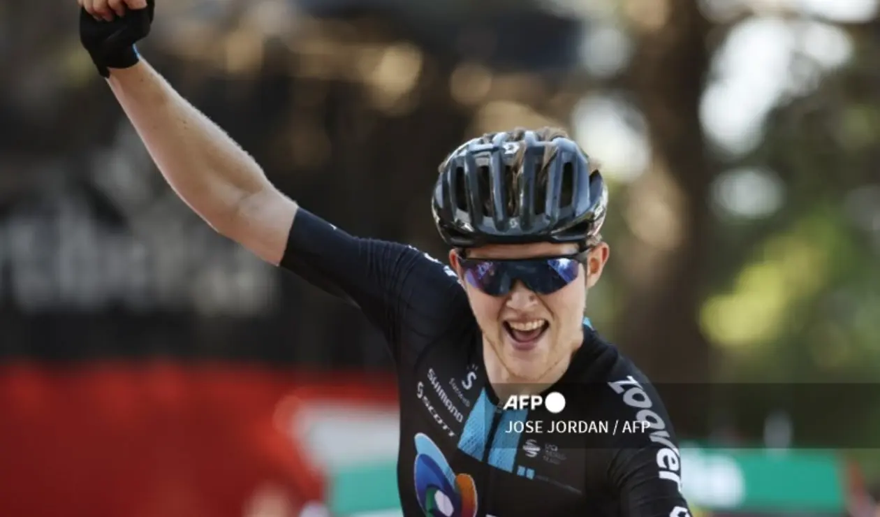 Michael Storer ganó la etapa 10