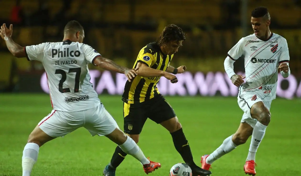 Peñarol Vs Atlético Paranaense