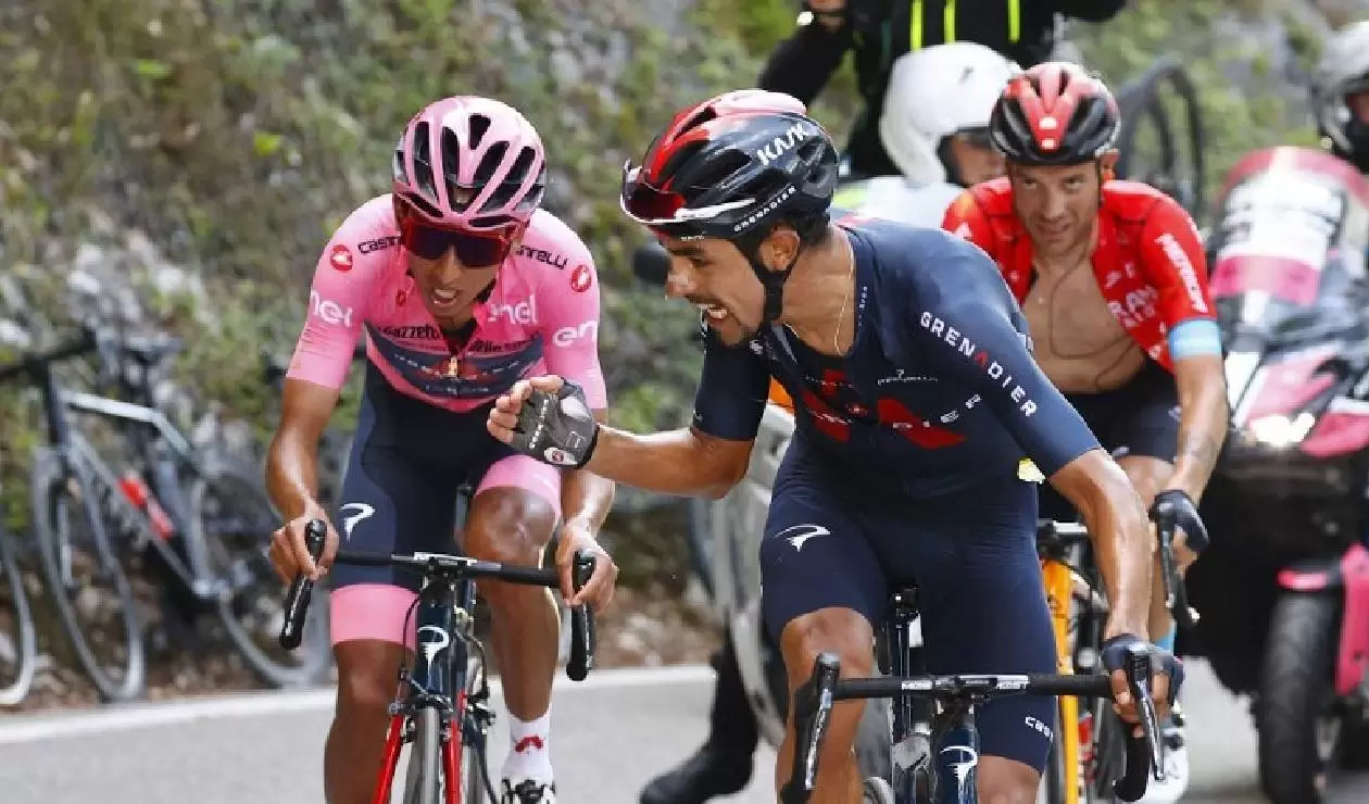 Egan Bernal y Daniel Martínez en el Giro de Italia 2021