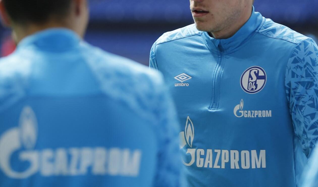 Schalke 04 retira patrocinio de Gazprom