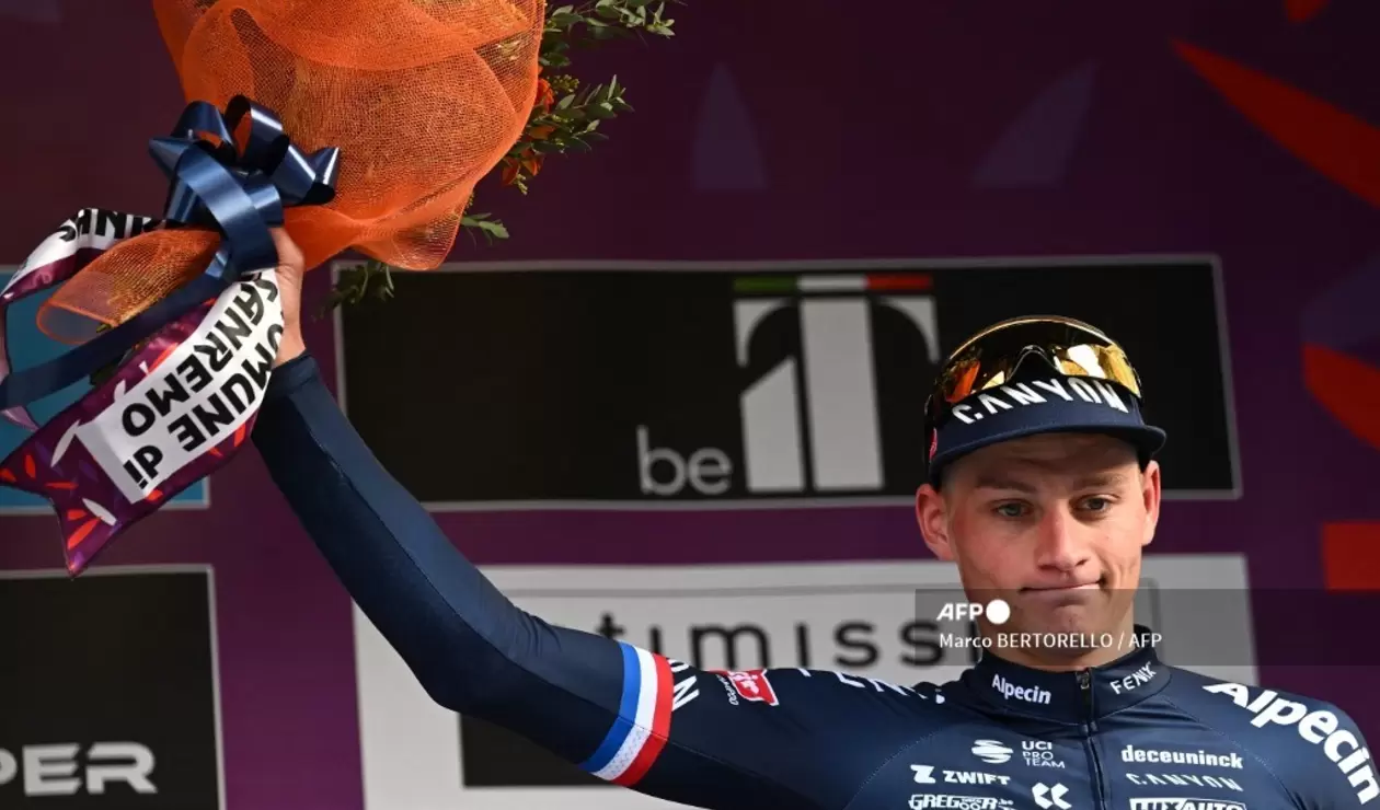 Van der Poel, en otra de sus victorias en la temporada, en la pasada Milán - San Remo