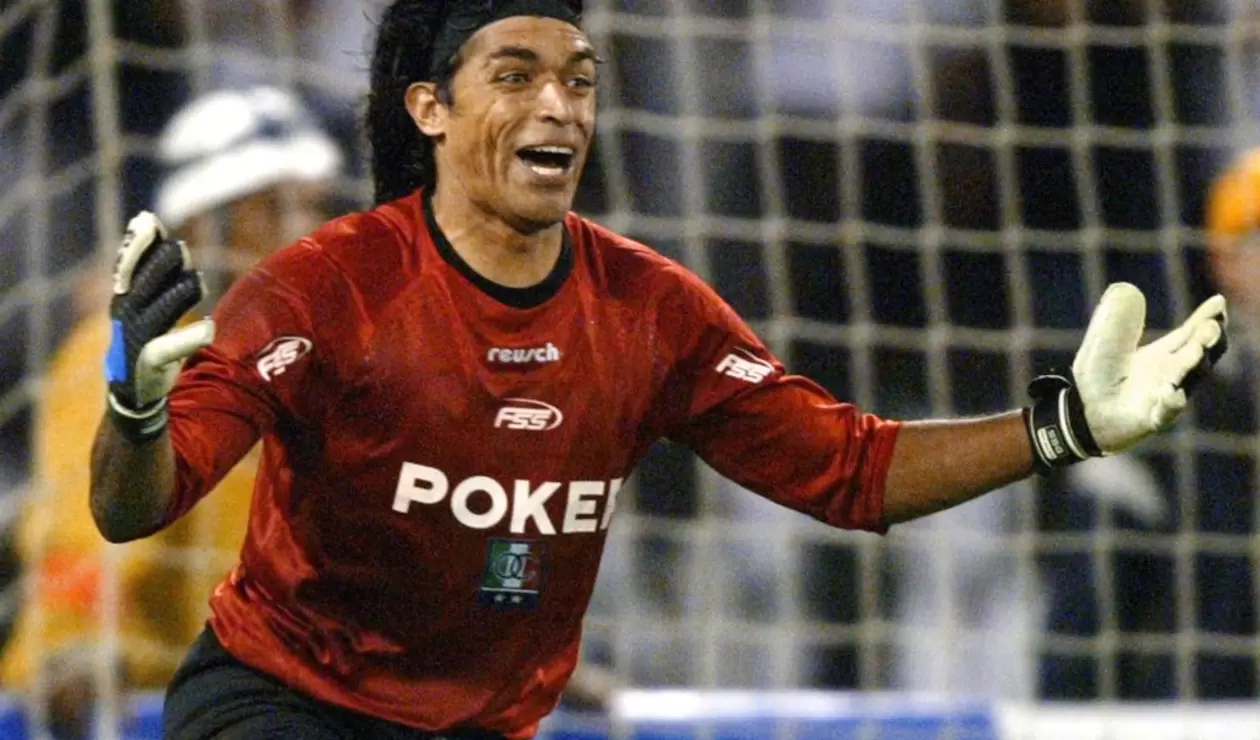 Juan Carlos Henao, en el titulo de Once Caldas en la Copa Libertadores 2004.