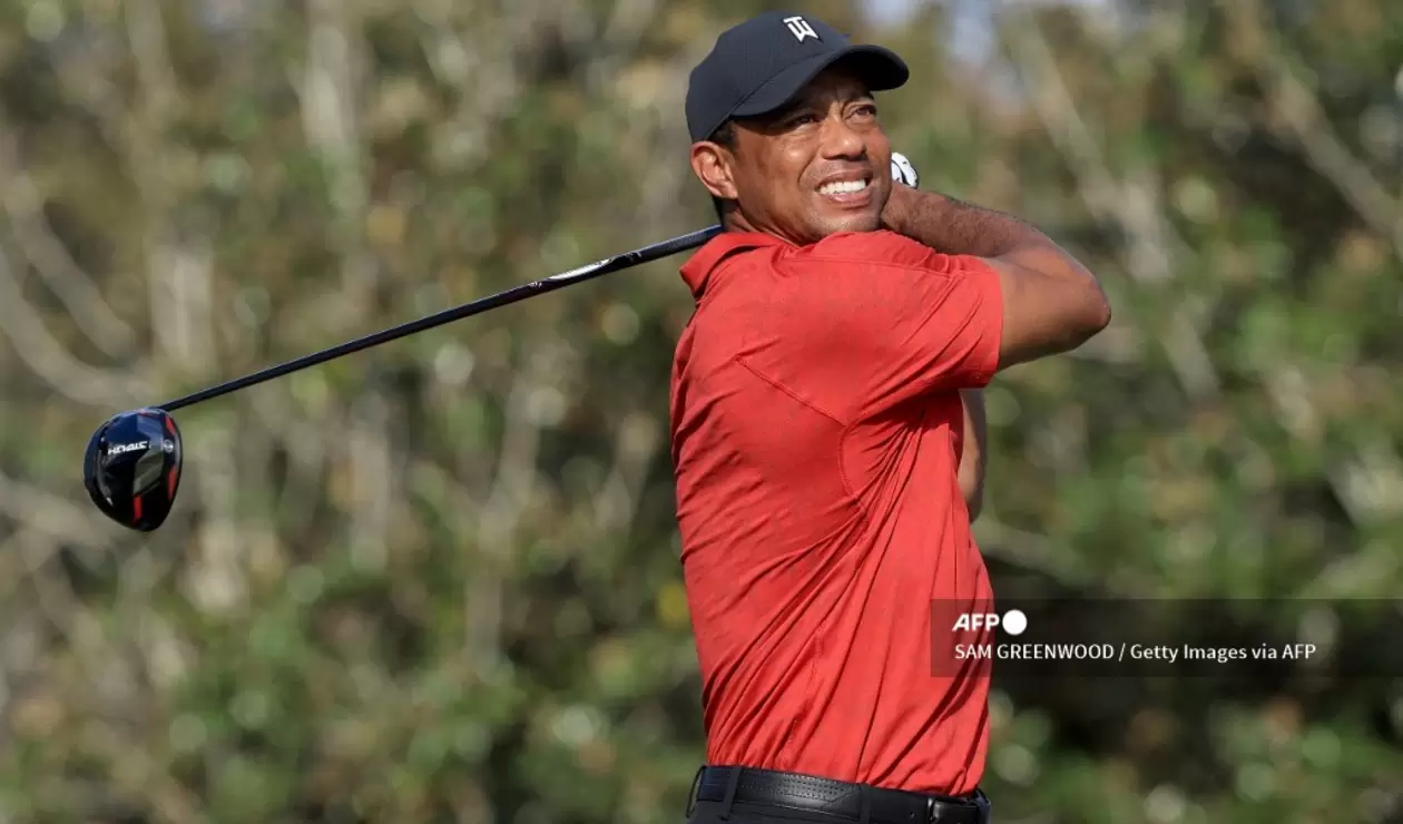 Tiger Woods en uno de sus últimos torneos disputados en Diciembre de 2021.
