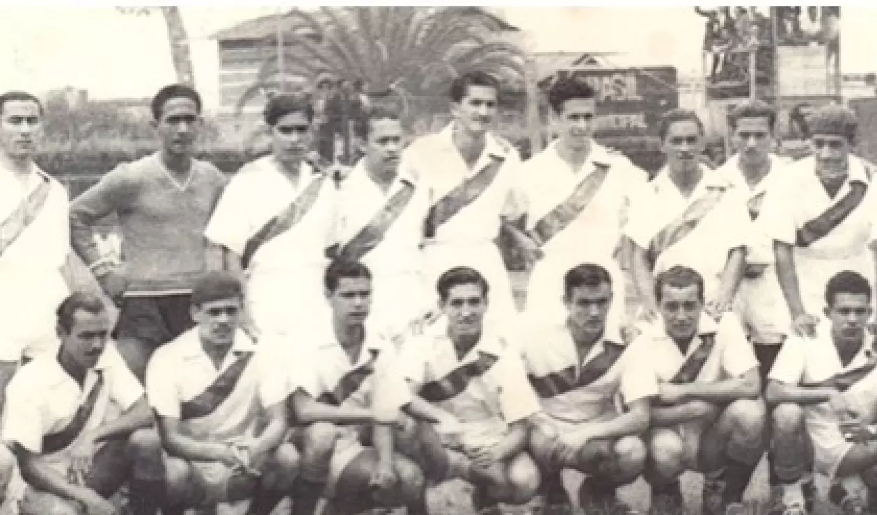 Atlético Nacional en su debut en la liga colombiana, 1948.