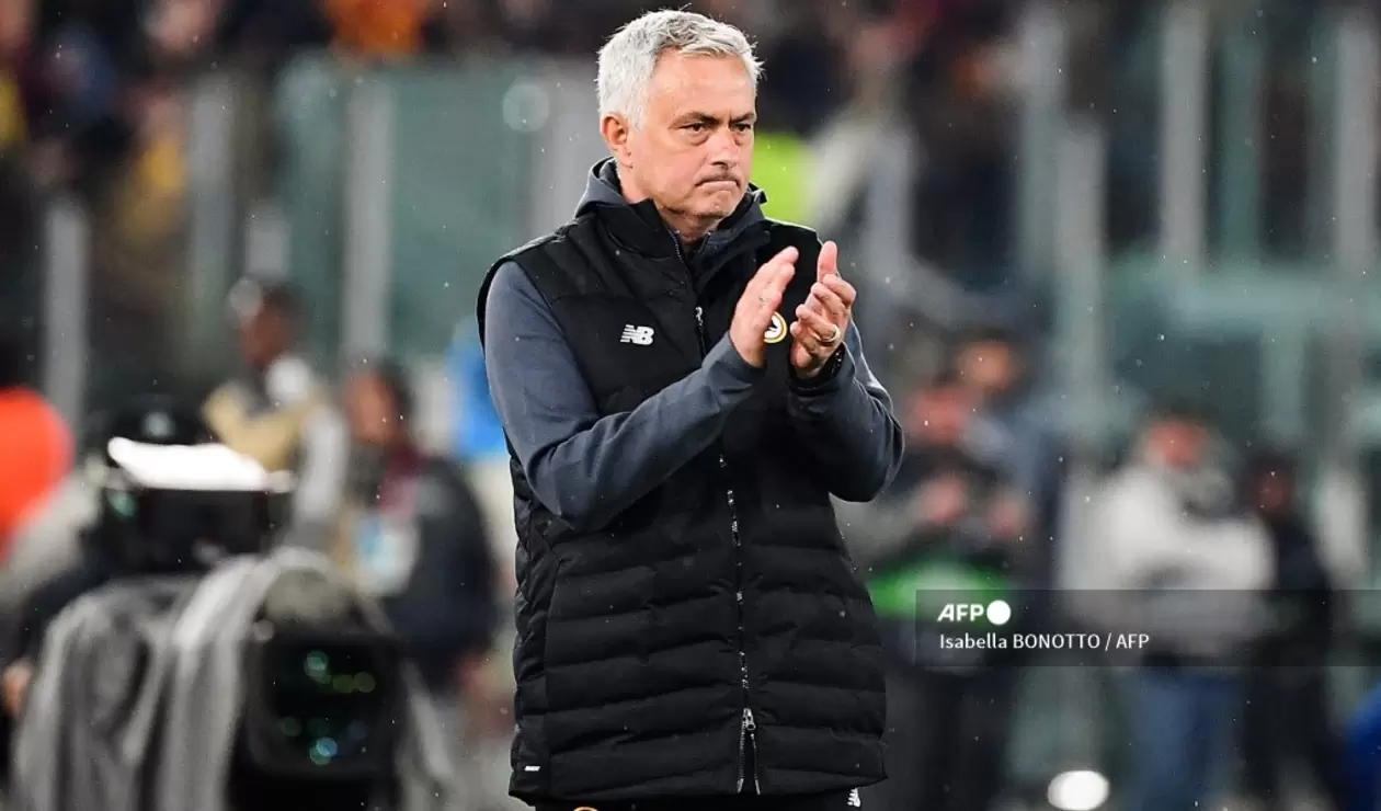 José Mourinho, técnico de la Roma