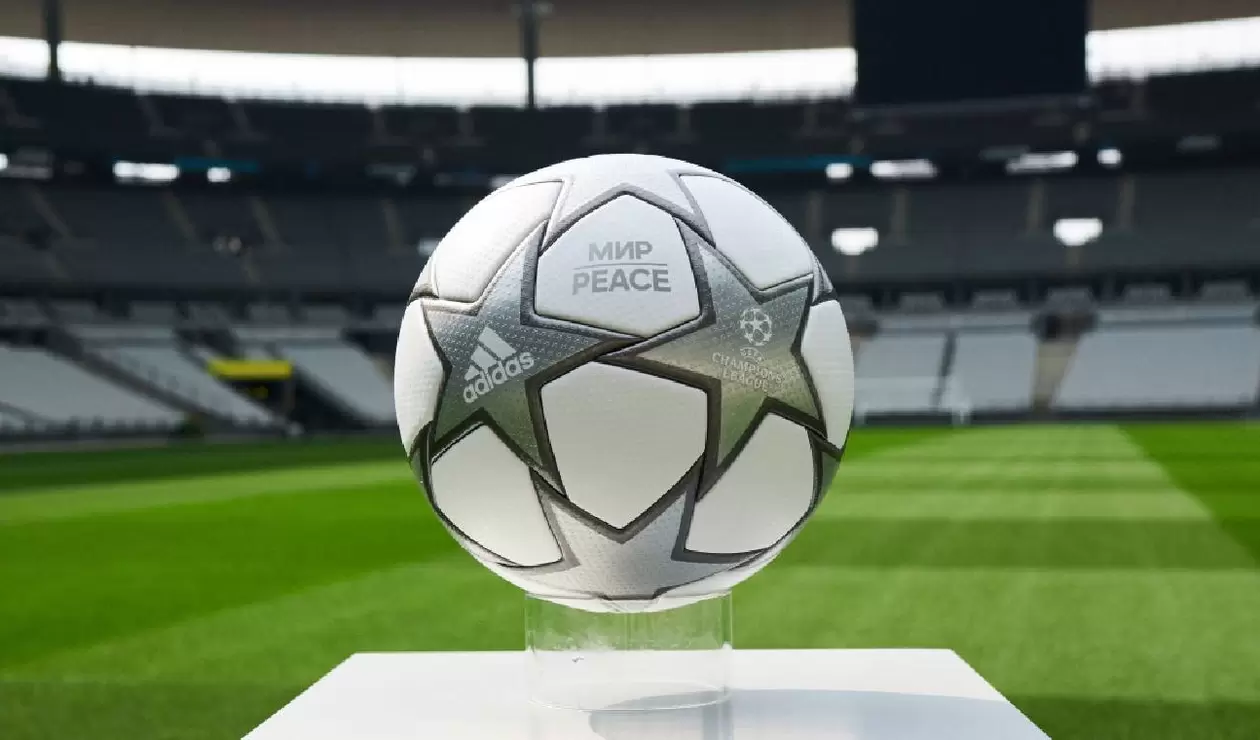 Balón de la Liga de Campeones 2022