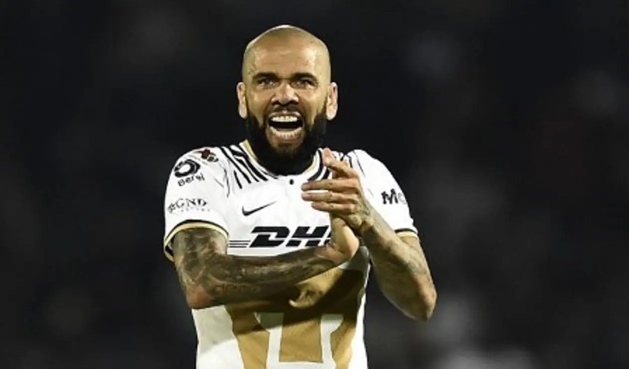 Dani Alves - Pumas