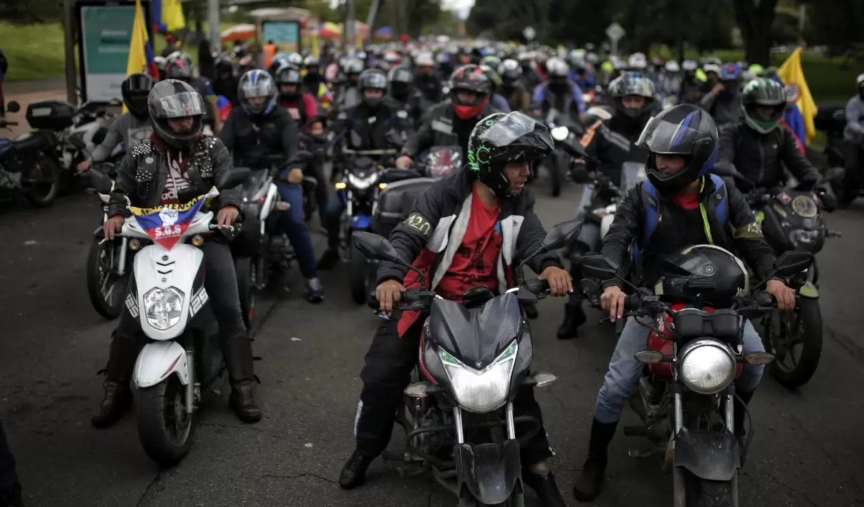 Motociclistas en Bogotá