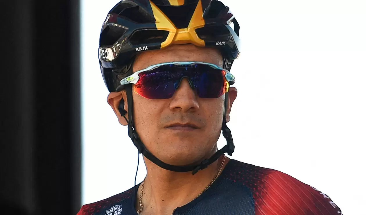 Richard Carapaz en una de las etapas de la Vuelta a España 2022