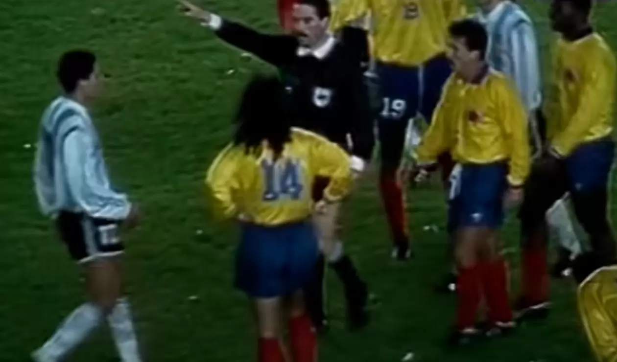 Arbitro de Colombia VS Argentina