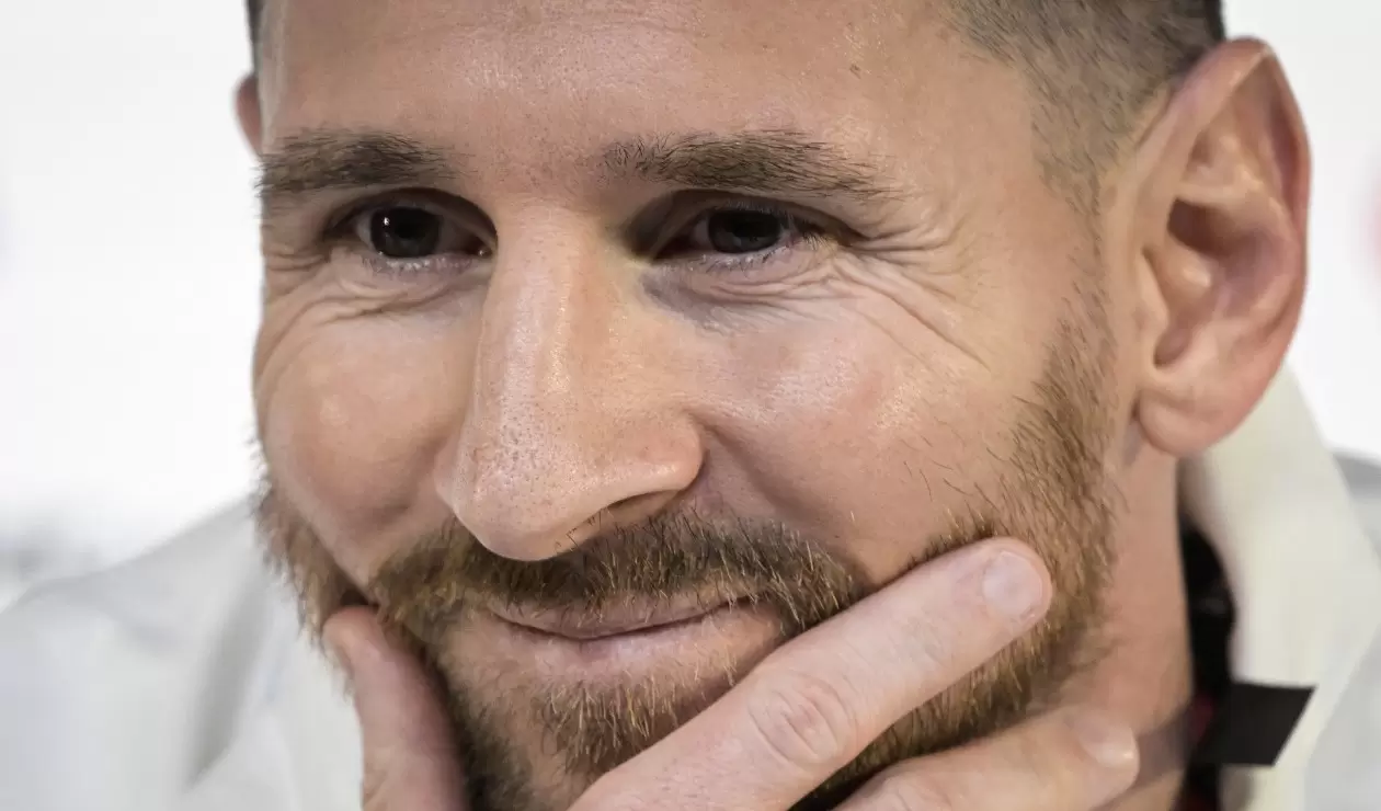 Lionel Messi en rueda de prensa con Argentina