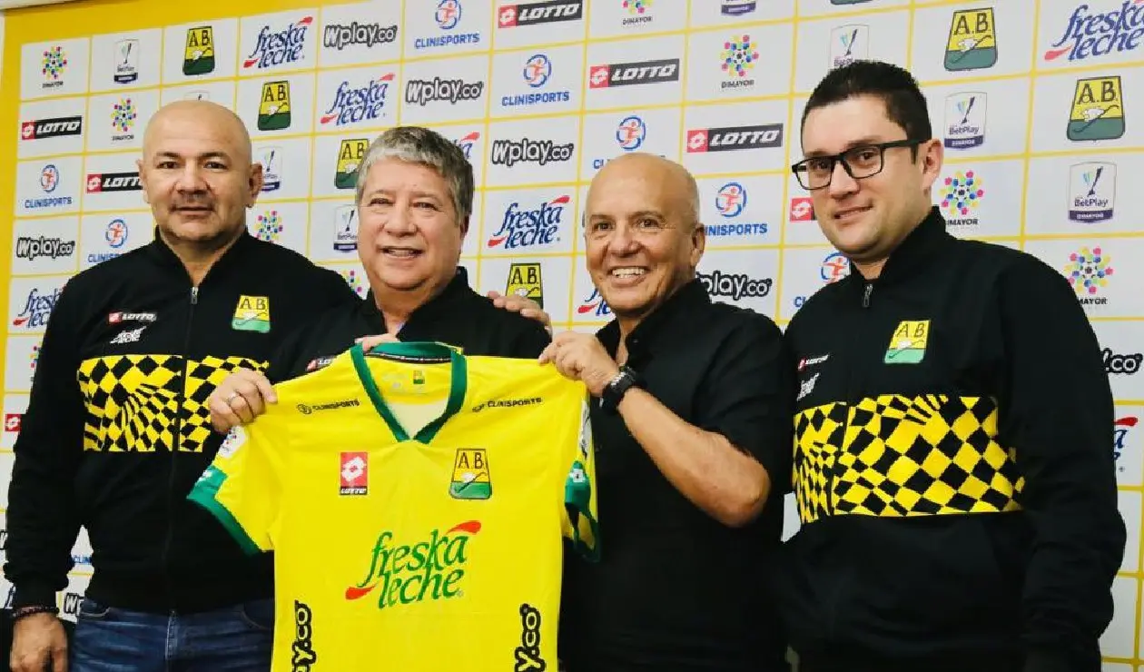 Bolillo Gómez renunció al Bucaramanga