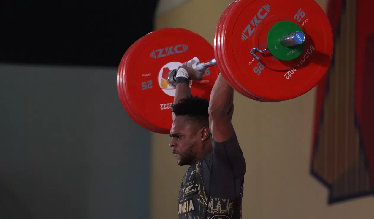 Francisco Mosquera, campeón Mundial de Levantamiento de pesas