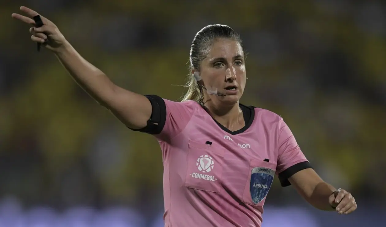Laura Fortunato, arbitra argentina que estará en el mundial femenino 2023