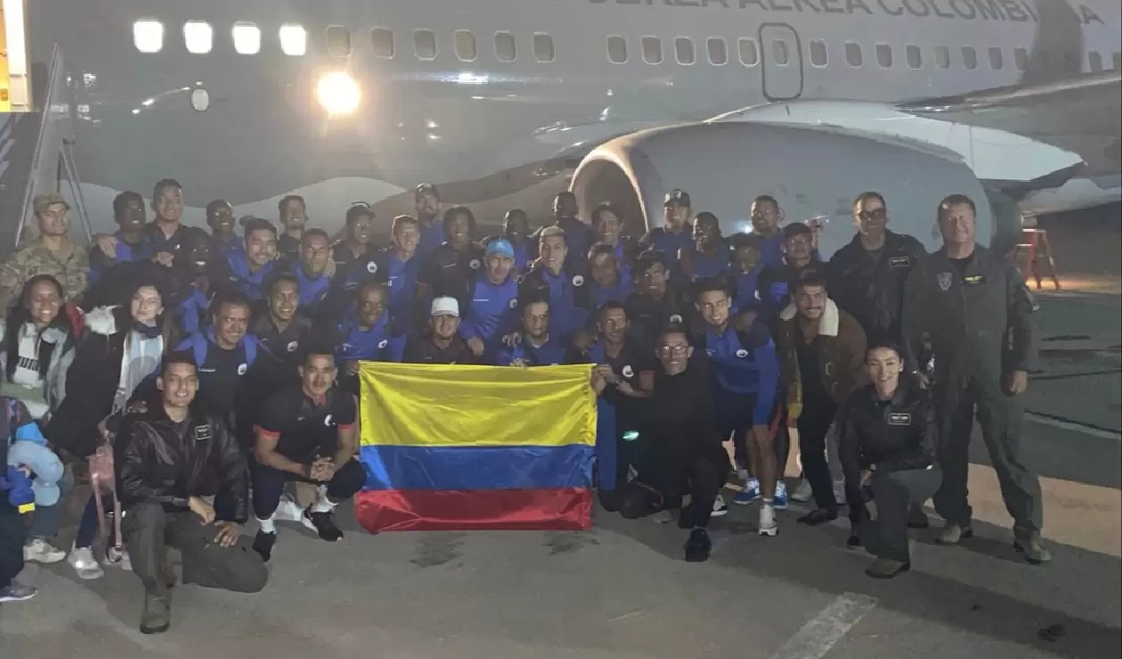 Deportivo Pasto vuelve a Colombia con ayuda de la Fuerza Aérea