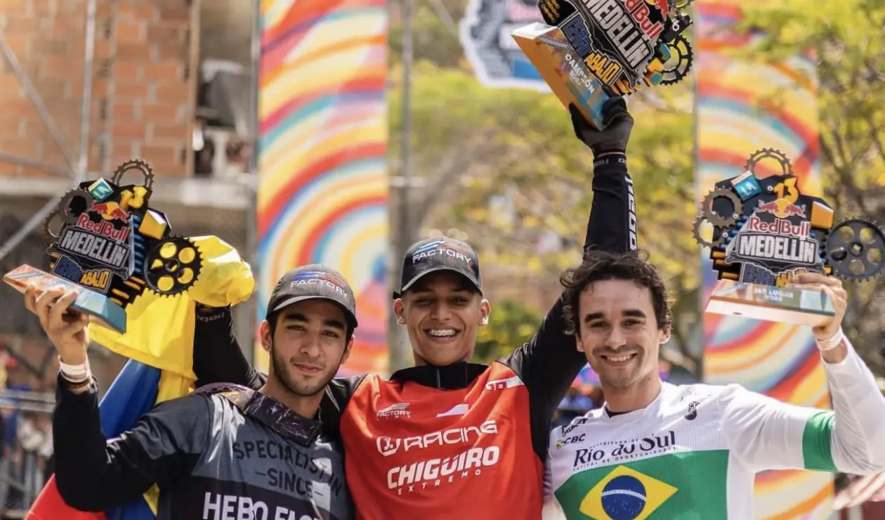 Competencia Medellín Cerró Abajo 