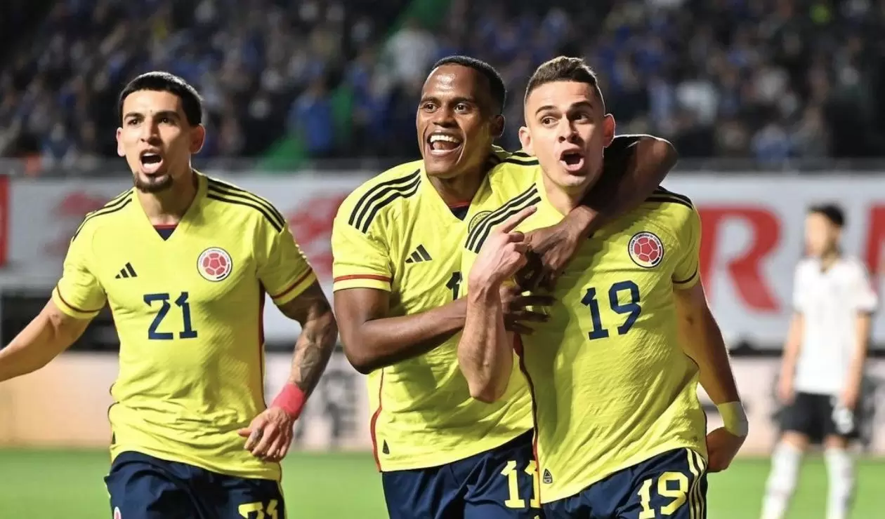 Rafael Santos Borré, selección Colombia
