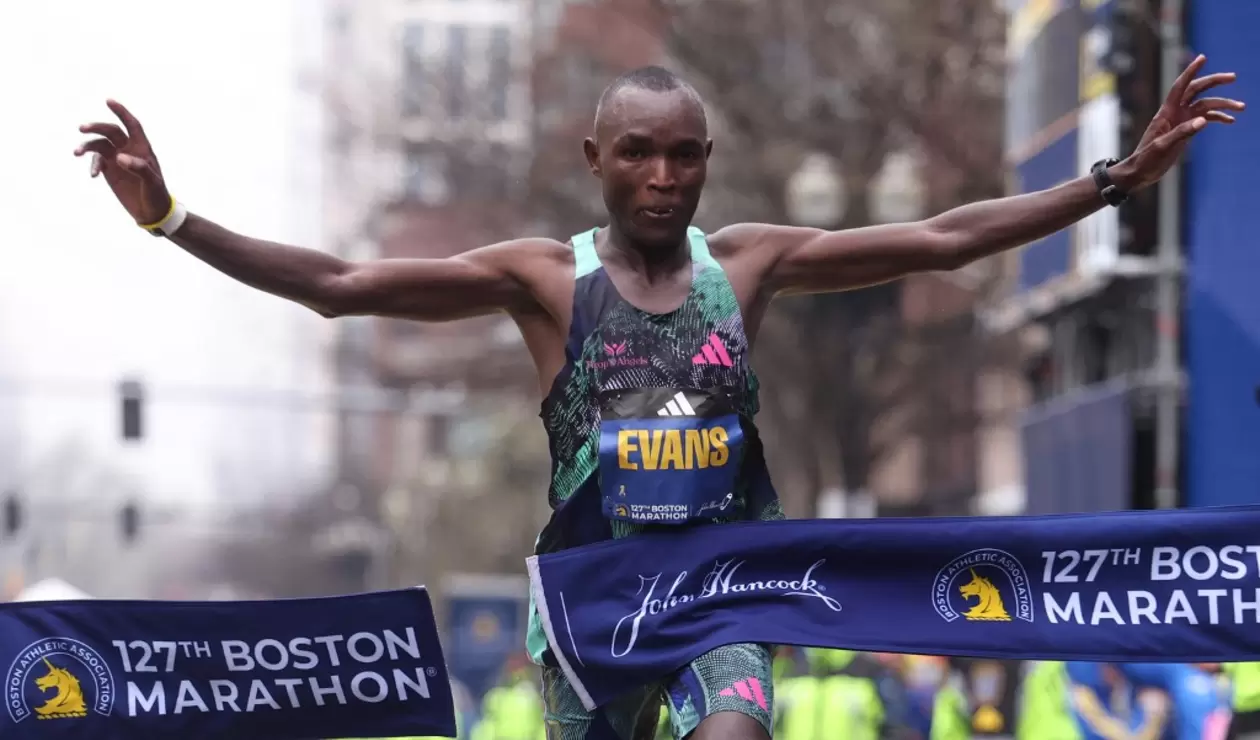 Evans Chebet ganador de la Maratón de Boston 2023