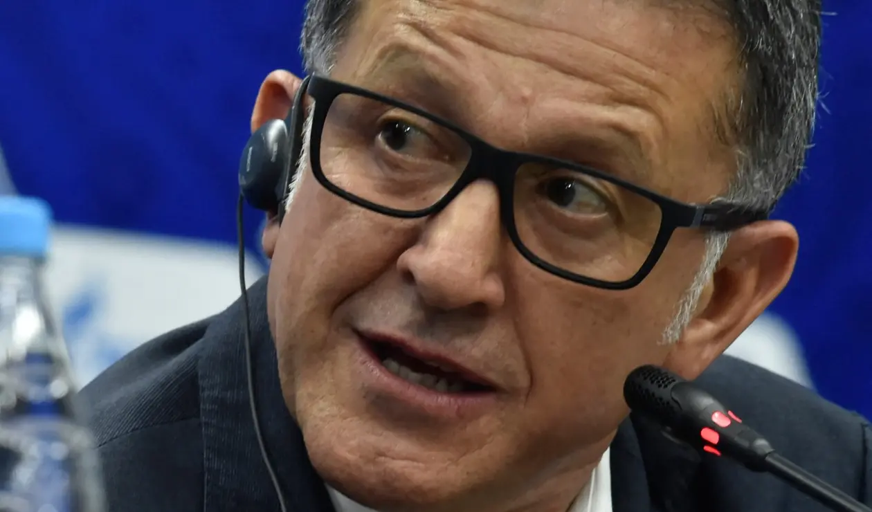 Juan Carlos Osorio volvería a dirigir, pero fuera de Colombia