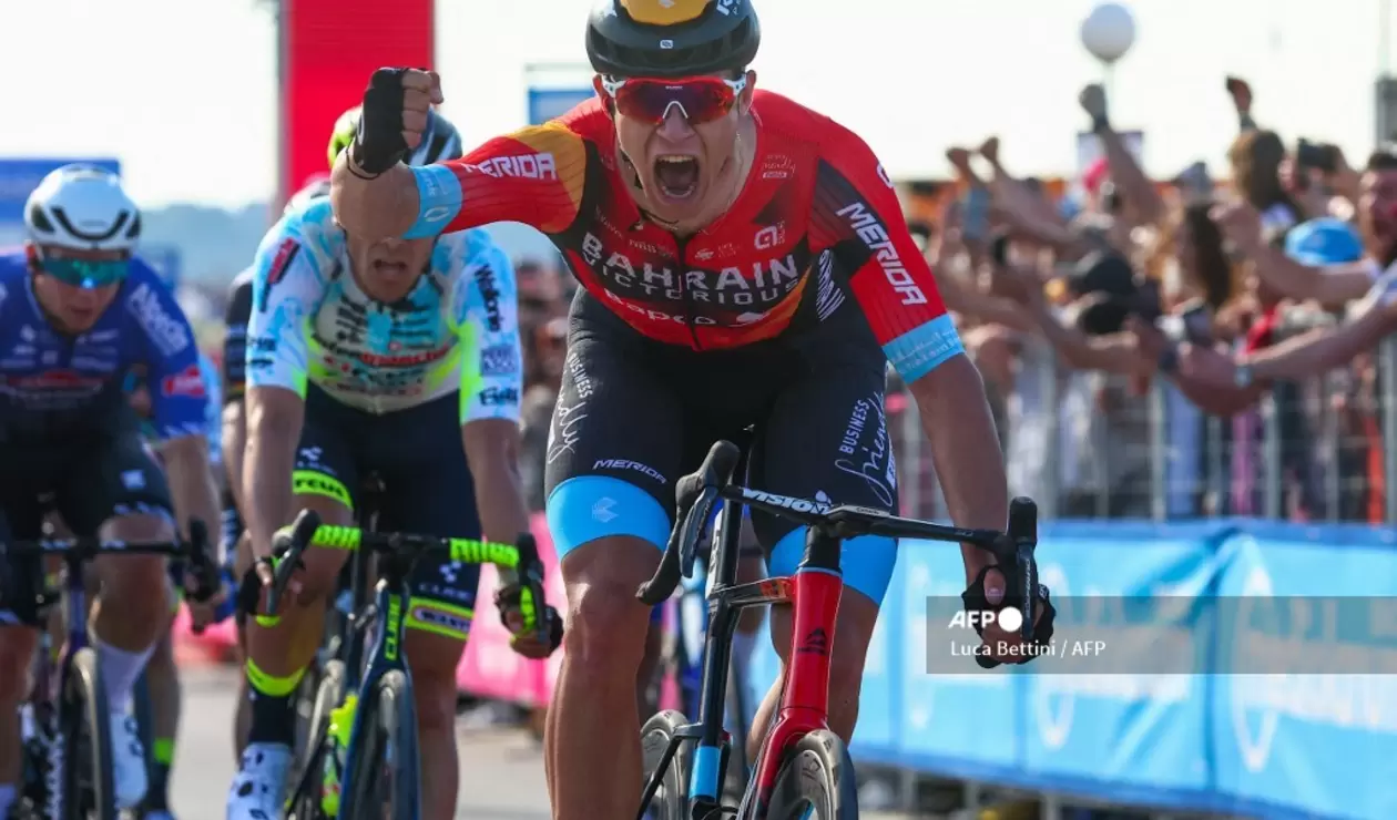  Jonathan Milan ganó la etapa 2 del Giro de Italia